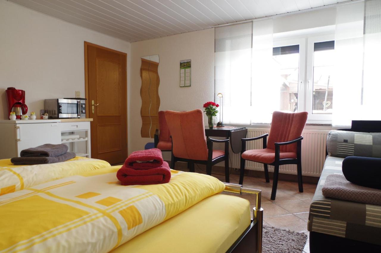 Gaestehaus Gaens - Ferienzimmer Schirgiswalde-Kirschau Eksteriør billede