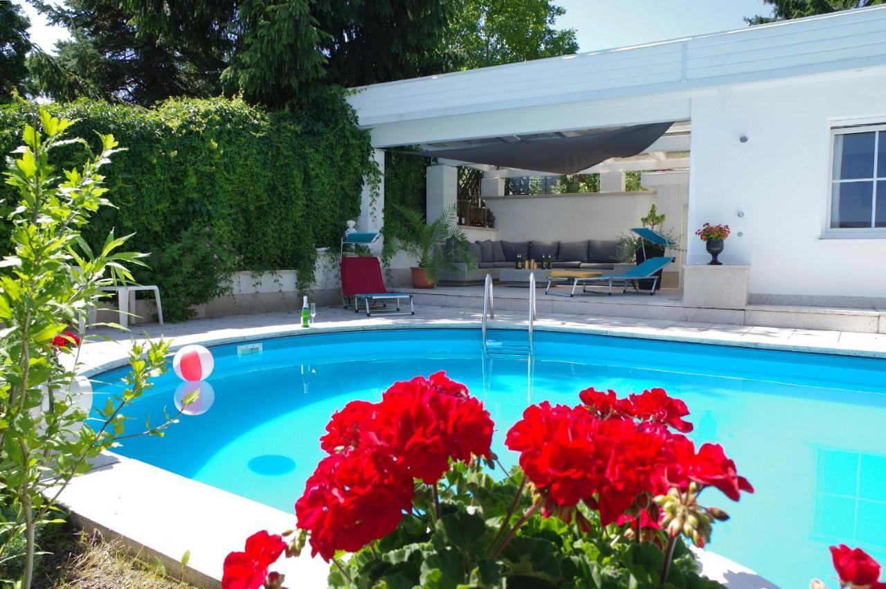 Gaestehaus Gaens - Ferienzimmer Schirgiswalde-Kirschau Eksteriør billede