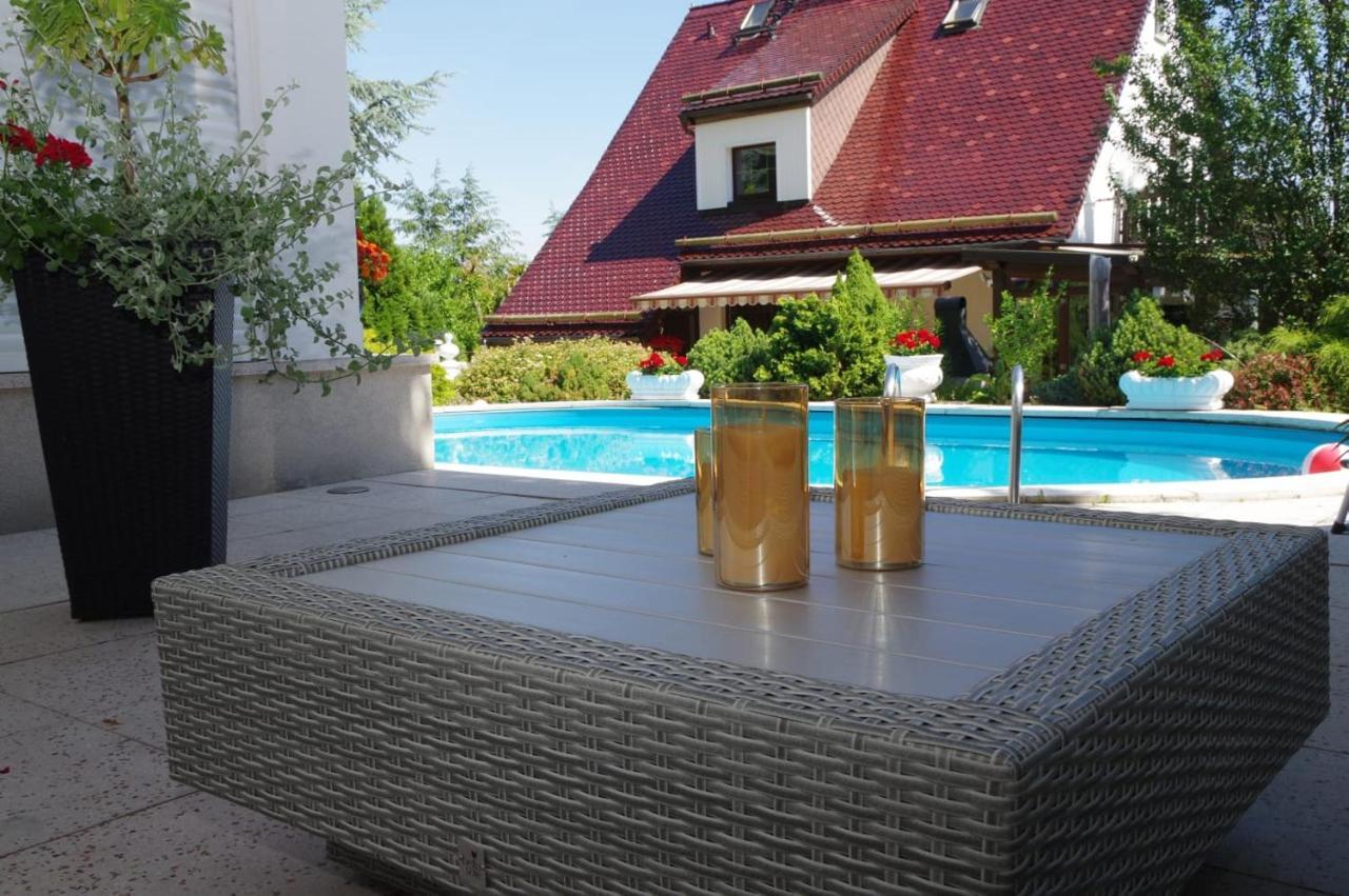Gaestehaus Gaens - Ferienzimmer Schirgiswalde-Kirschau Eksteriør billede
