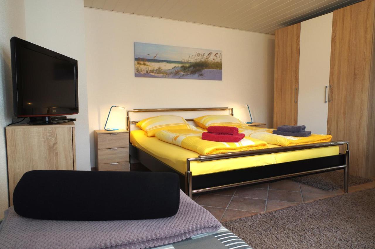 Gaestehaus Gaens - Ferienzimmer Schirgiswalde-Kirschau Eksteriør billede