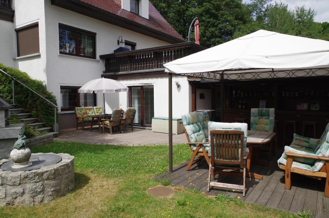 Gaestehaus Gaens - Ferienzimmer Schirgiswalde-Kirschau Eksteriør billede